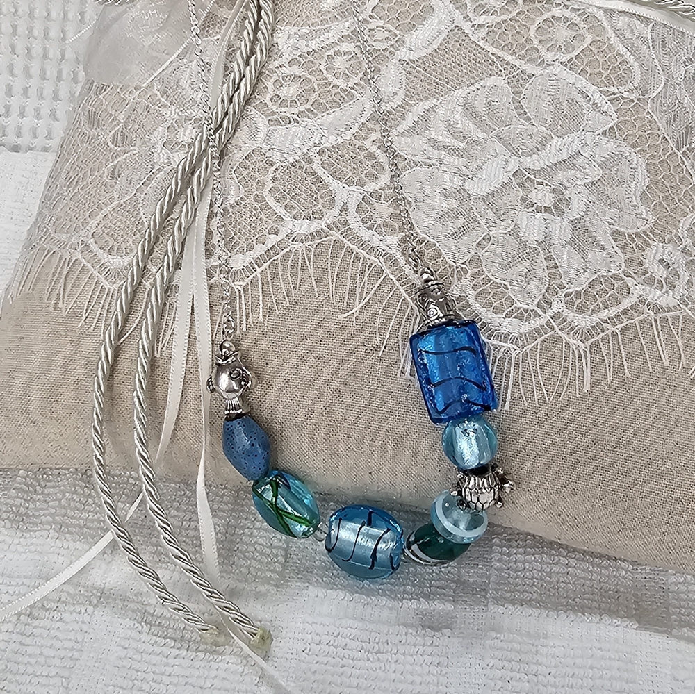 Silver and Blue Beaded Ocean Theme Blown Glass Vintage Necklace SAQ - Picture 6 of 14